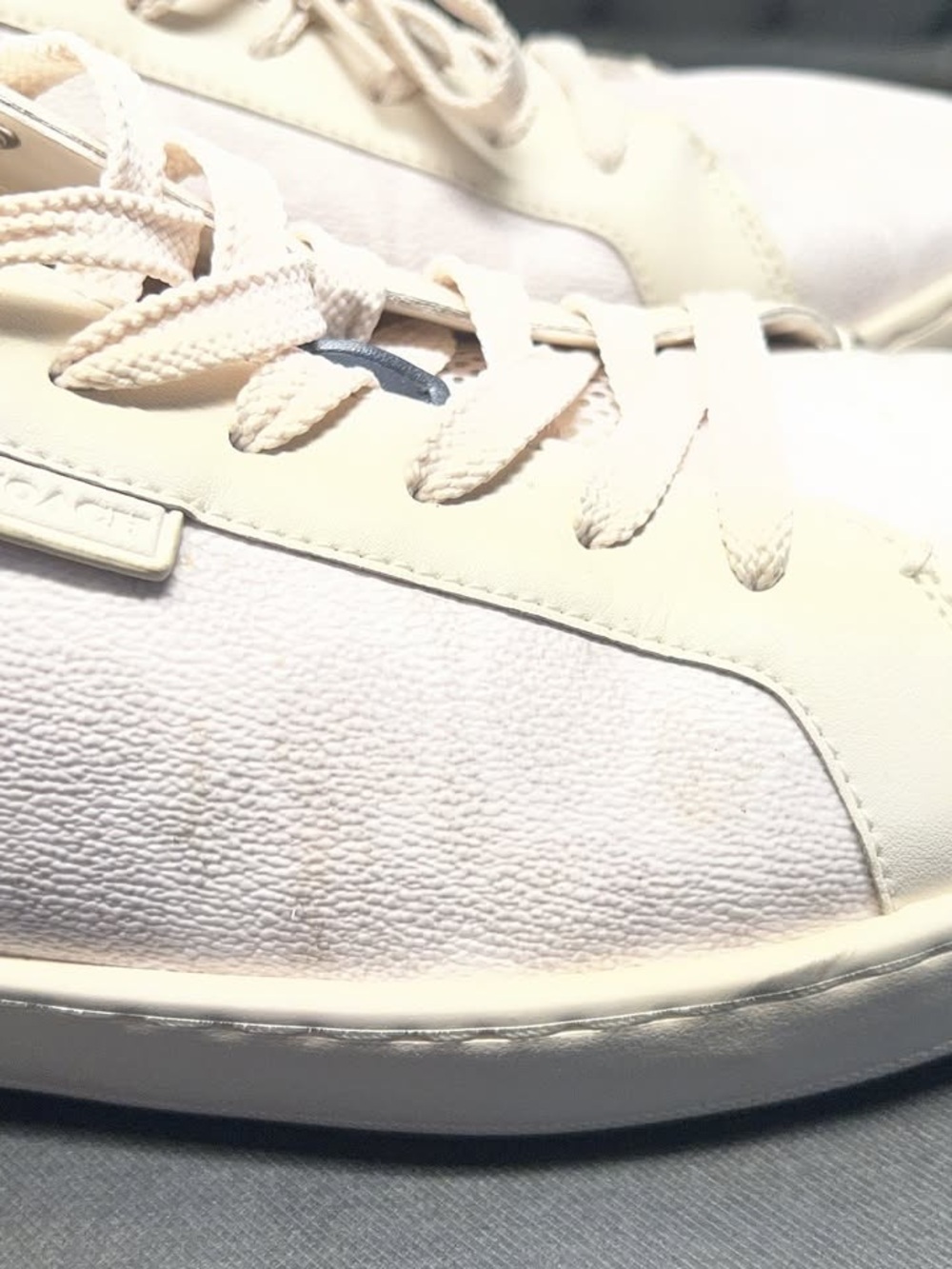 Coach Men's Cream & White Low-Top Sneakers